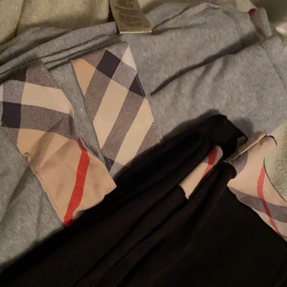 Burberry bundle blah and gray checkered - Picture 3 of 4